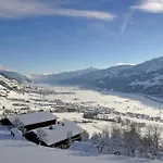 Haus Wegscheider Apartamento *