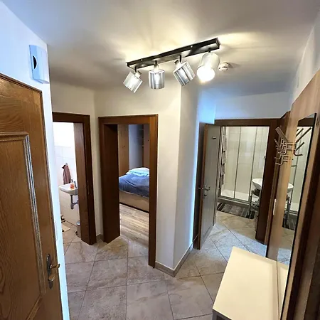 Haus Wegscheider 아파트 *
